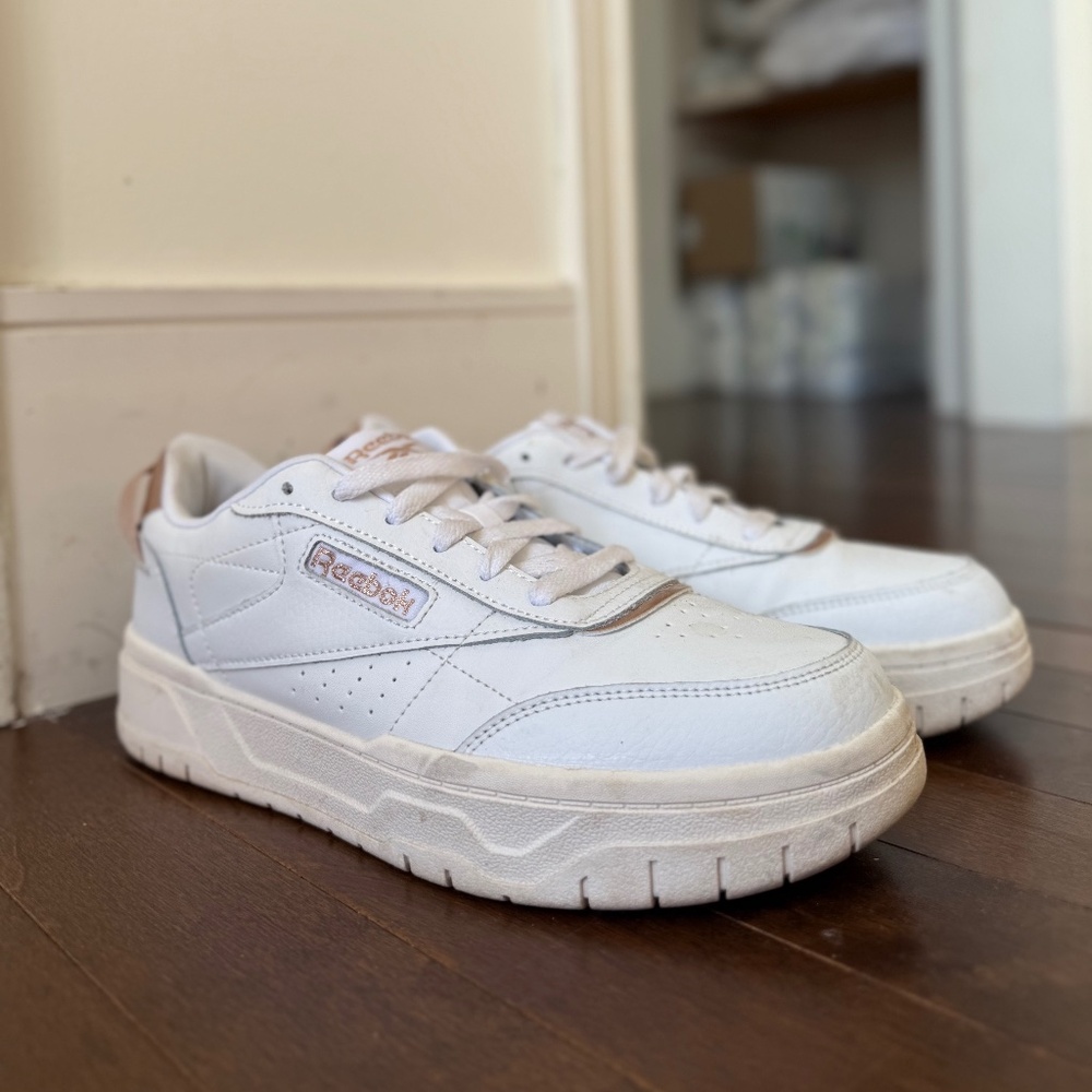 Reebok Sneakers